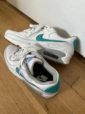 Nike White and Teal Air Max Sneakers